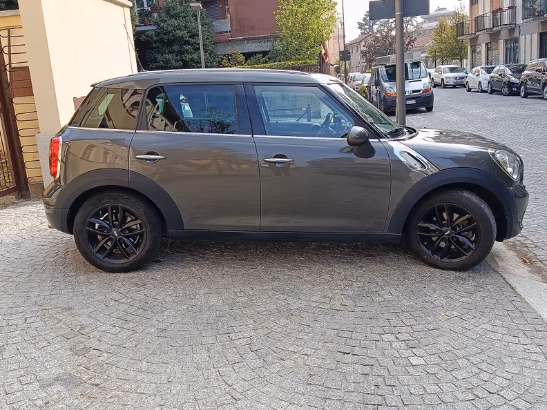 Mini Countryman - 4