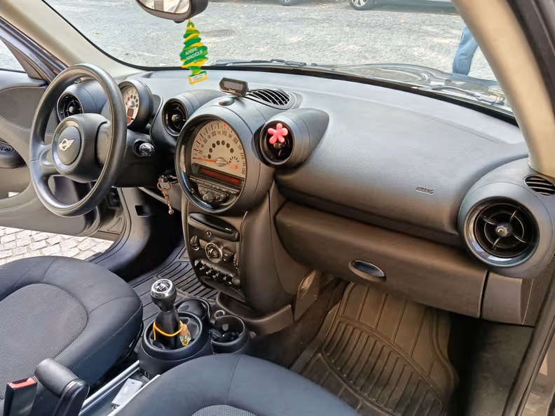 Mini Countryman - 21