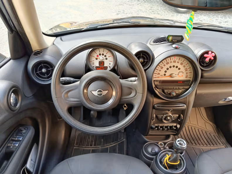 Mini Countryman - 37