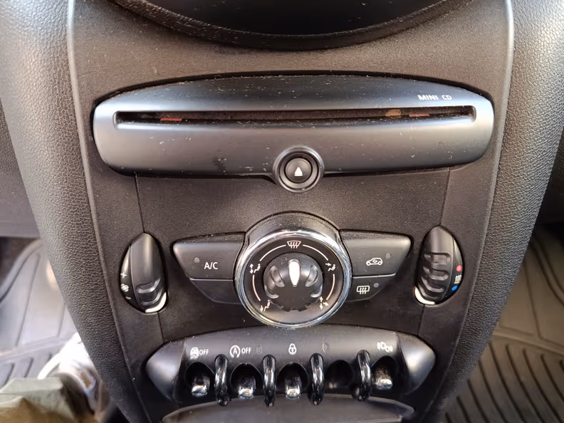 Mini Countryman - 15