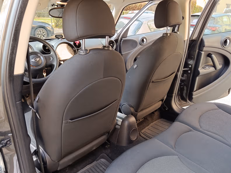 Mini Countryman - 25