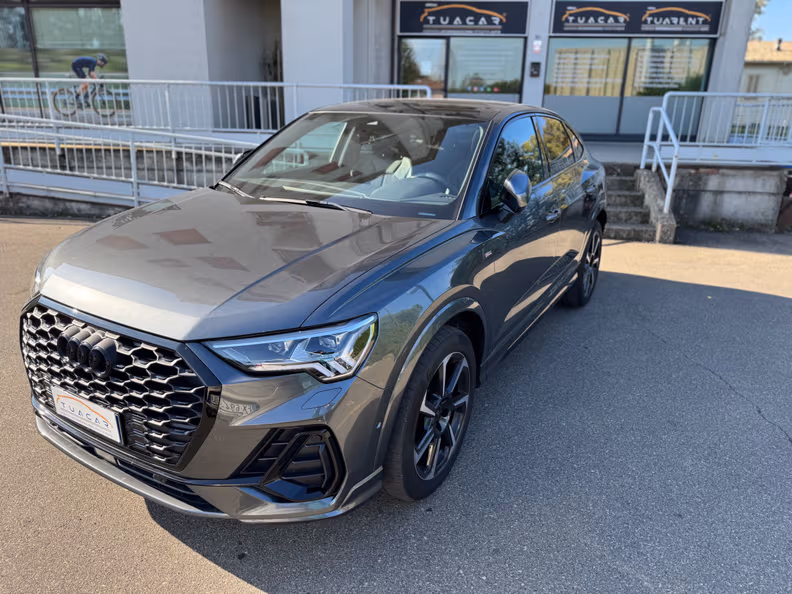 Audi Q3 - 1