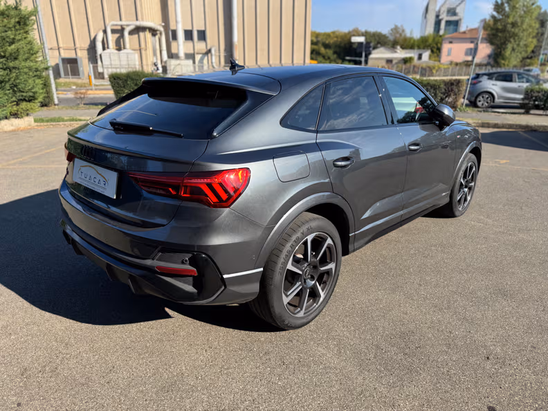 Audi Q3 - 5