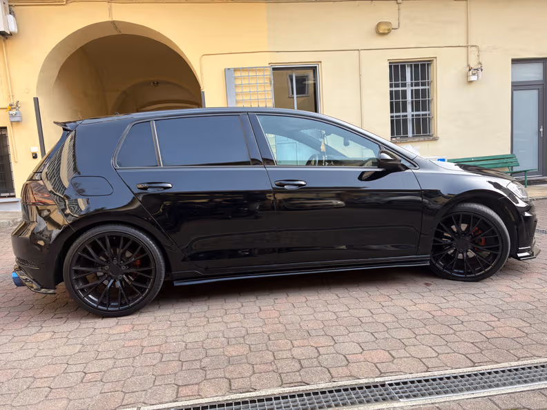 Volkswagen Golf - 7