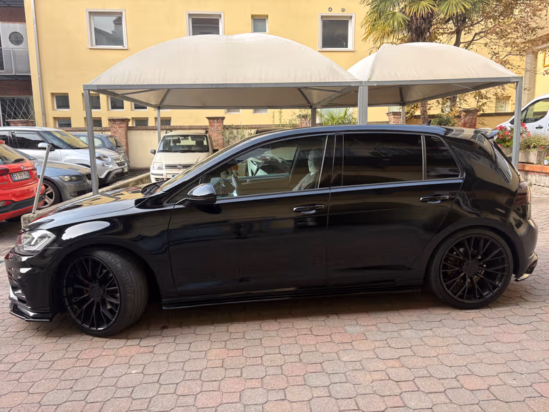 Volkswagen Golf - 3