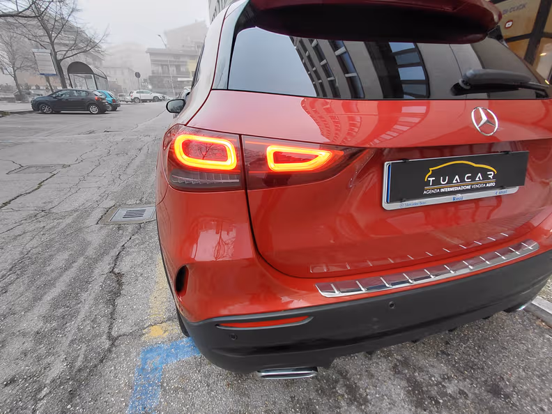 Mercedes-Benz GLA-Class - 22