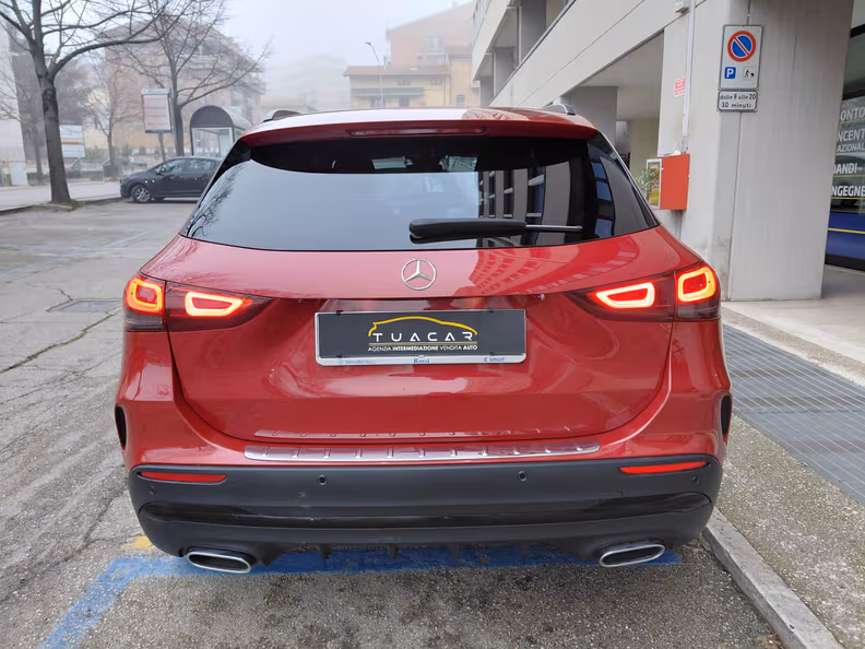 Mercedes-Benz GLA-Class - 23