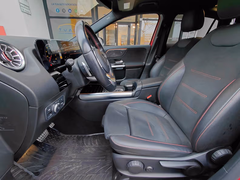 Mercedes-Benz GLA-Class - 10