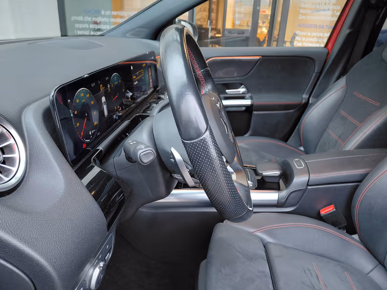 Mercedes-Benz GLA-Class - 19