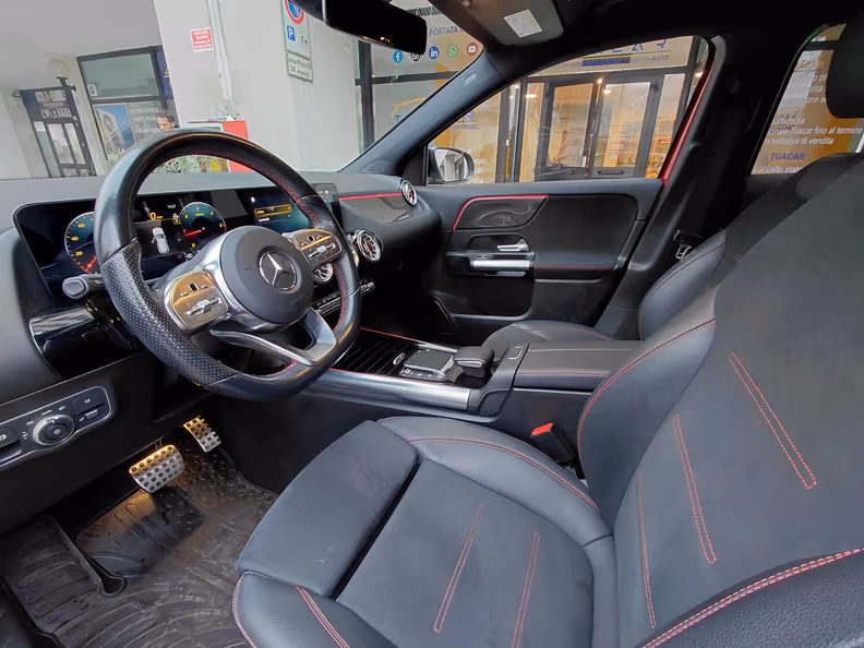 Mercedes-Benz GLA-Class - 8