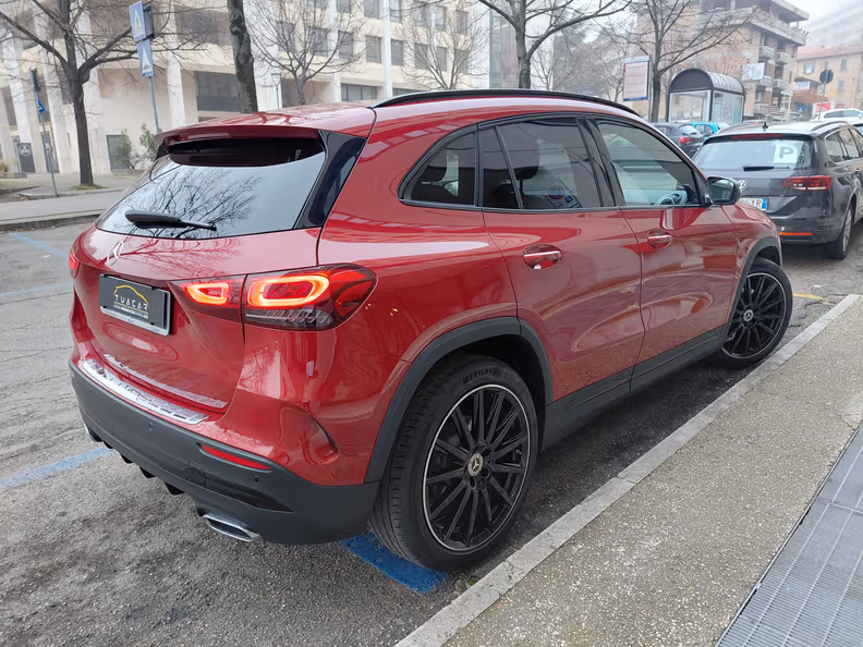 Mercedes-Benz GLA-Class - 4