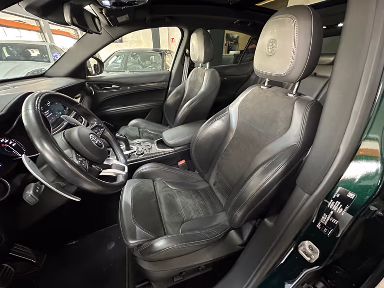 Alfa Romeo Stelvio - 13