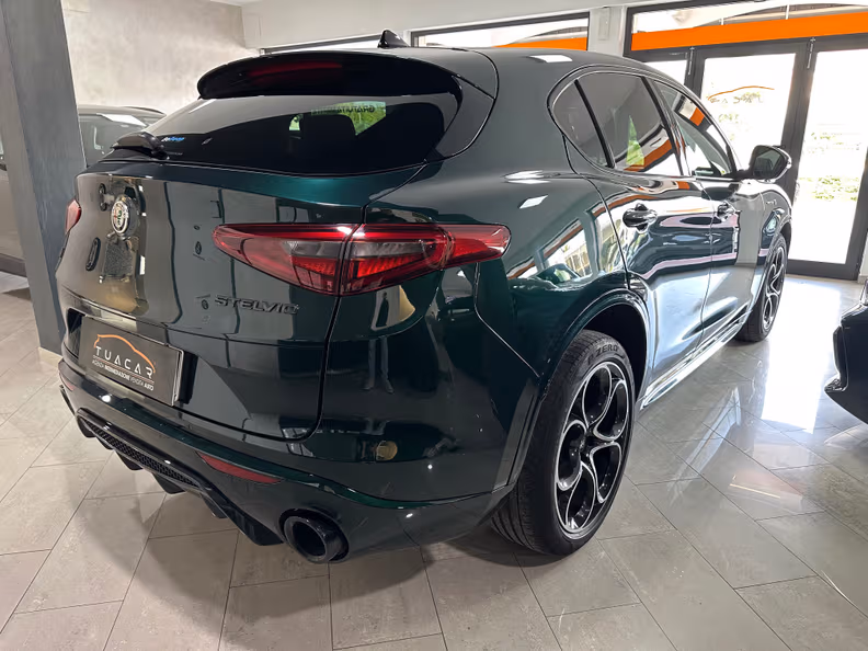 Alfa Romeo Stelvio - 6