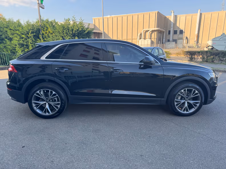 Audi Q8 - 6