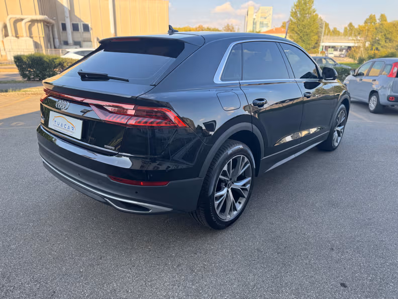 Audi Q8 - 5