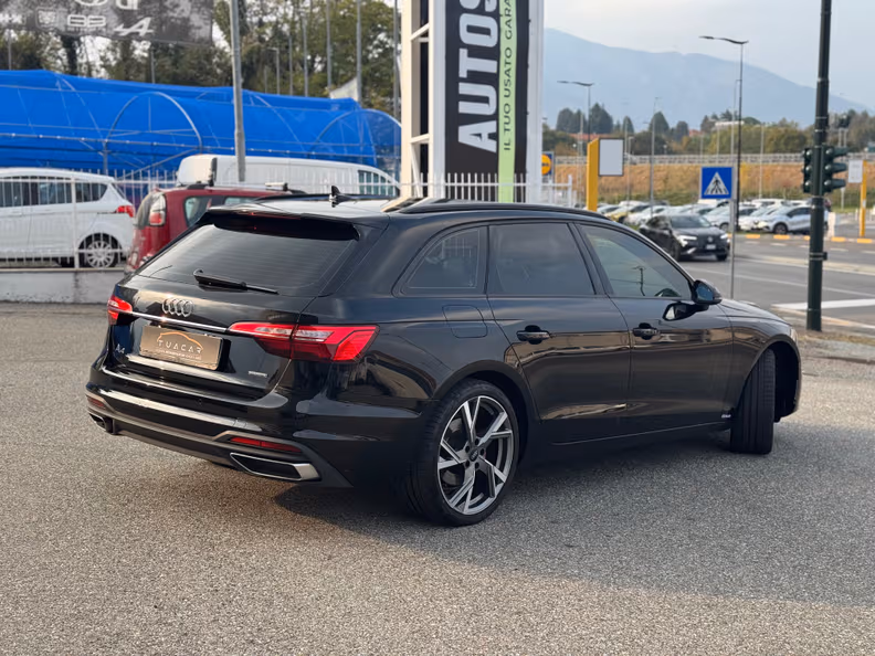 Audi A4 - 4