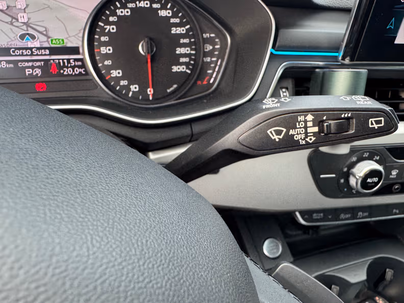 Audi A4 - 25
