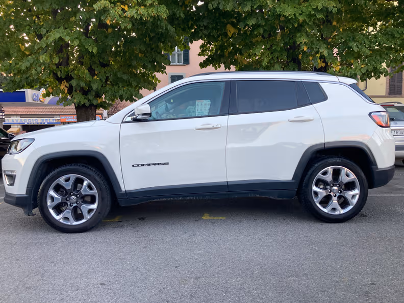 Jeep Compass - 11