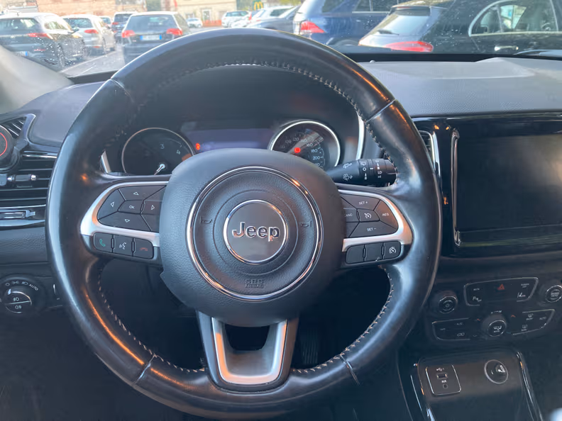 Jeep Compass - 43