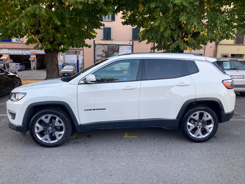Jeep Compass - 9