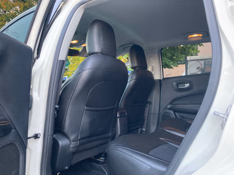 Jeep Compass - 55