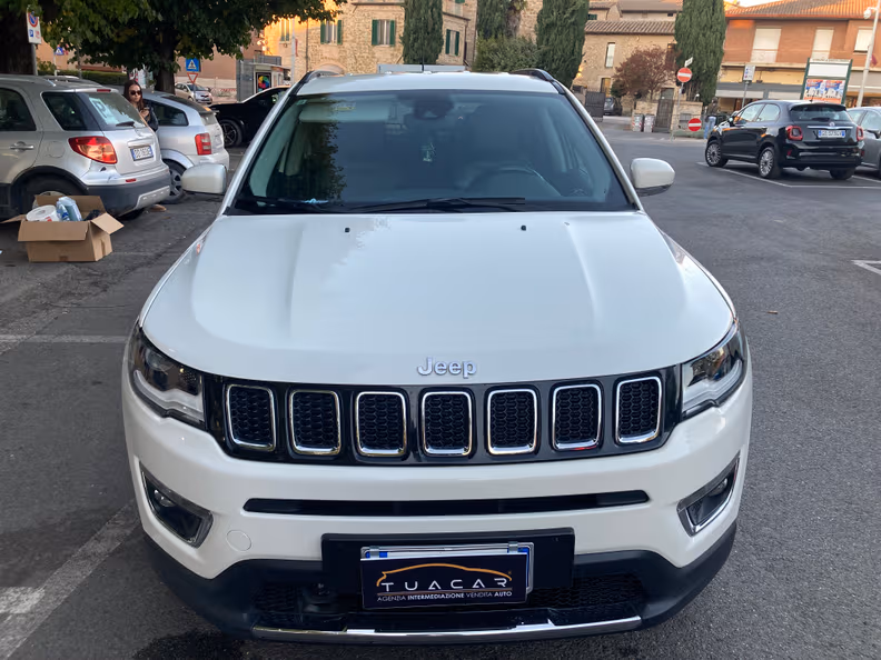 Jeep Compass - 35