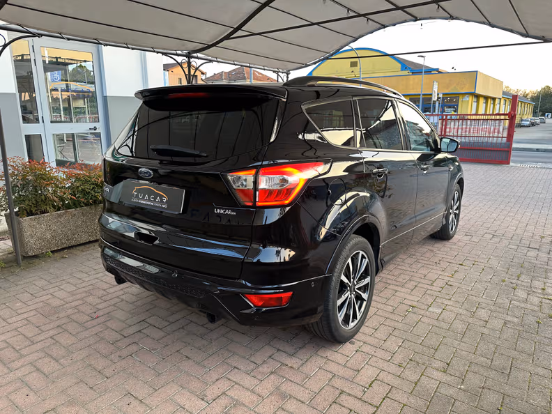 Ford Kuga - 5