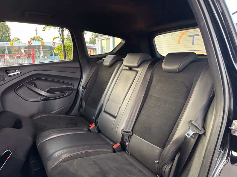 Ford Kuga - 9