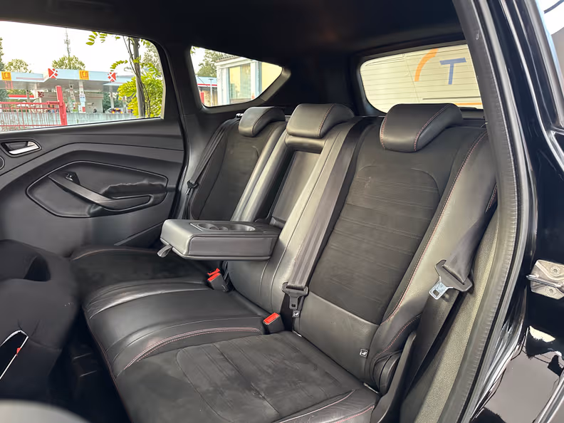 Ford Kuga - 26