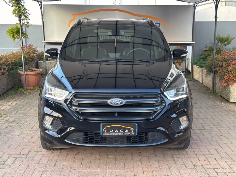 Ford Kuga - 34