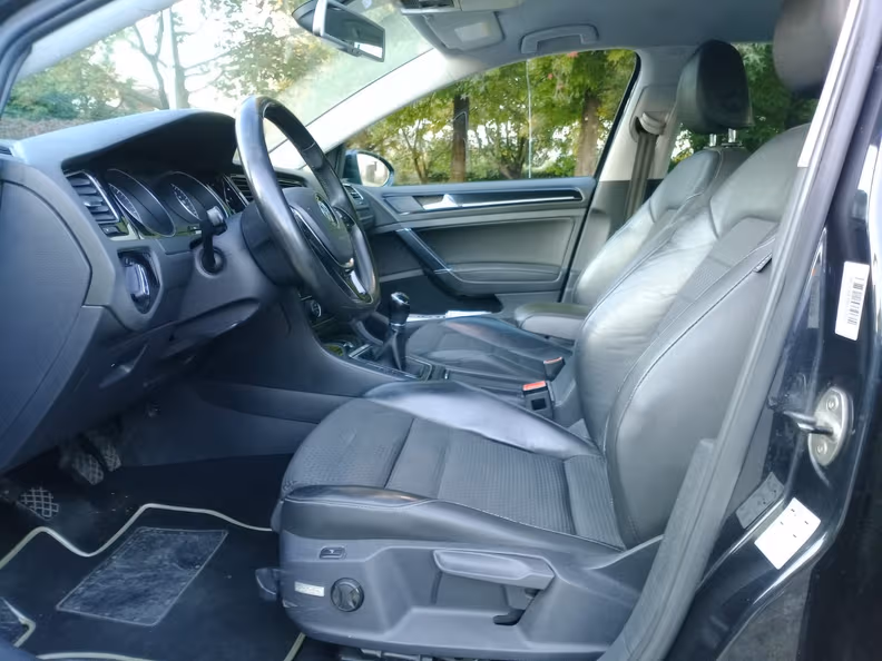 Volkswagen Golf - 15