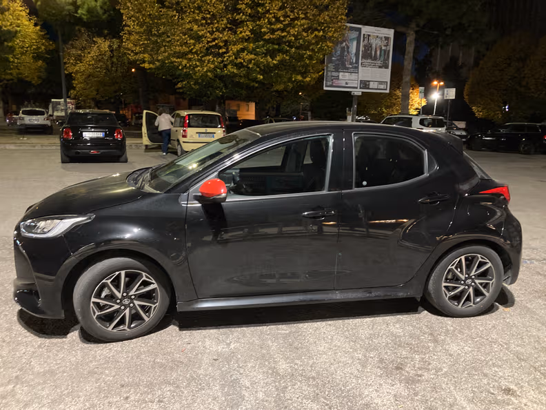 Toyota Yaris - 8