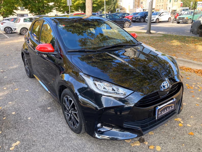 Toyota Yaris - 50