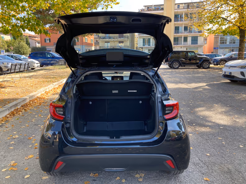 Toyota Yaris - 82