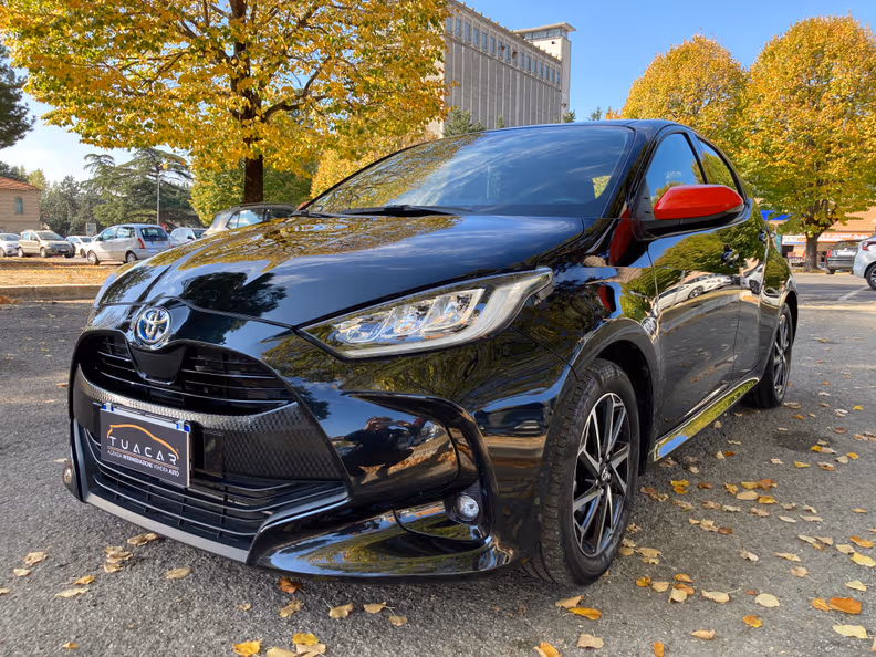 Toyota Yaris - 1