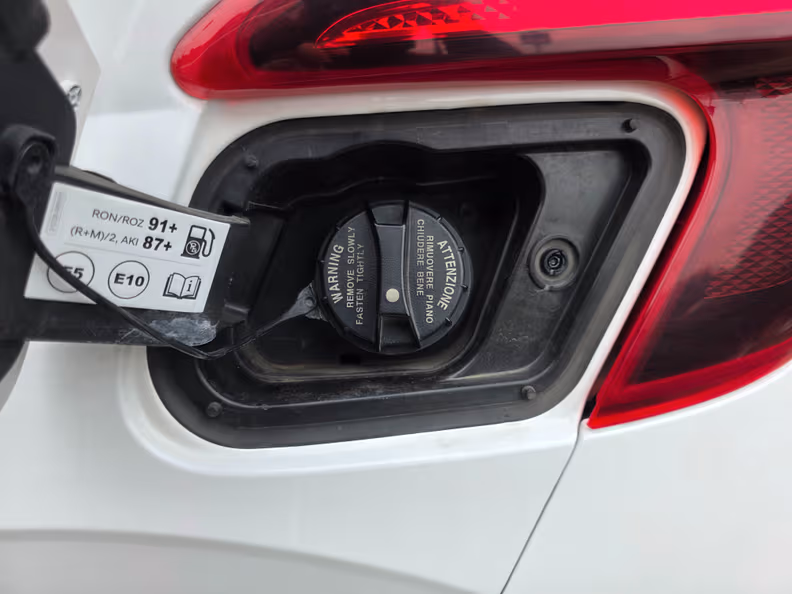 Hyundai i20 - 24