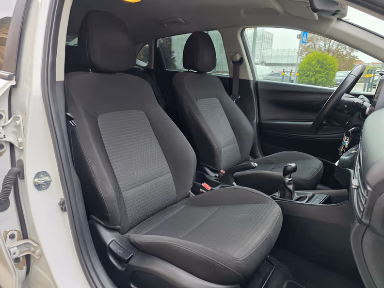 Hyundai i20 - 10