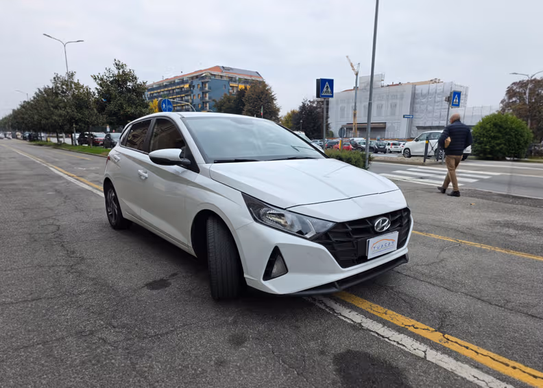 Hyundai i20 - 3
