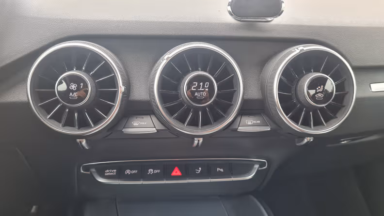 Audi TT - 24