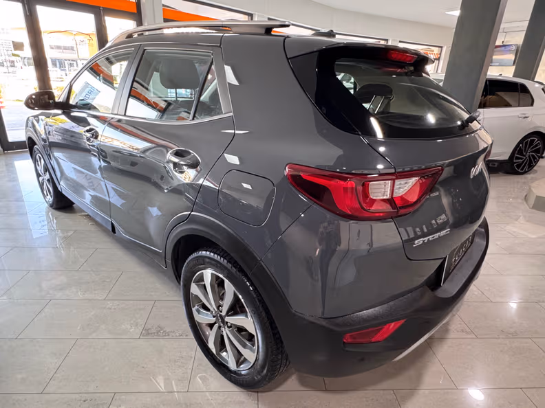Kia Stonic - 6