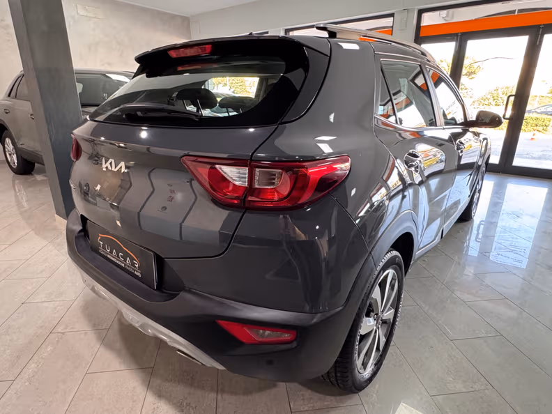Kia Stonic - 4