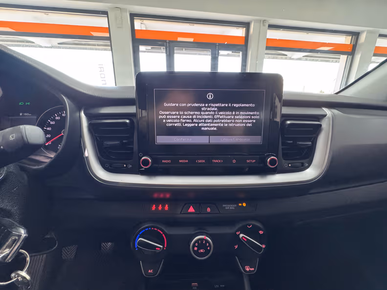 Kia Stonic - 12