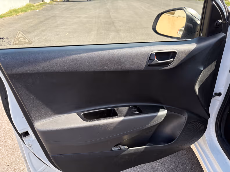 Hyundai i10 - 10