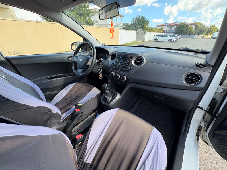 Hyundai i10 - 19