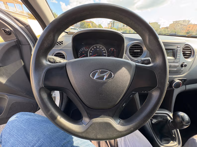 Hyundai i10 - 13