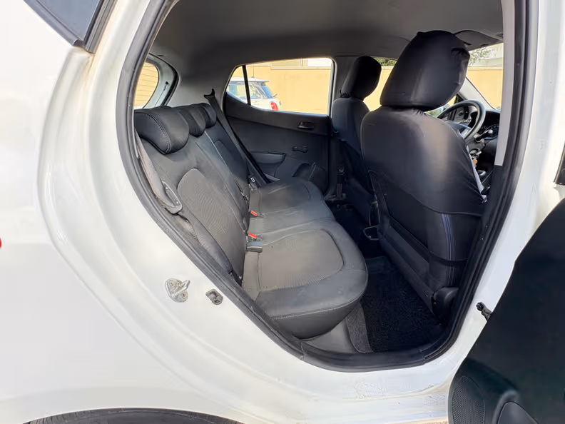 Hyundai i10 - 18