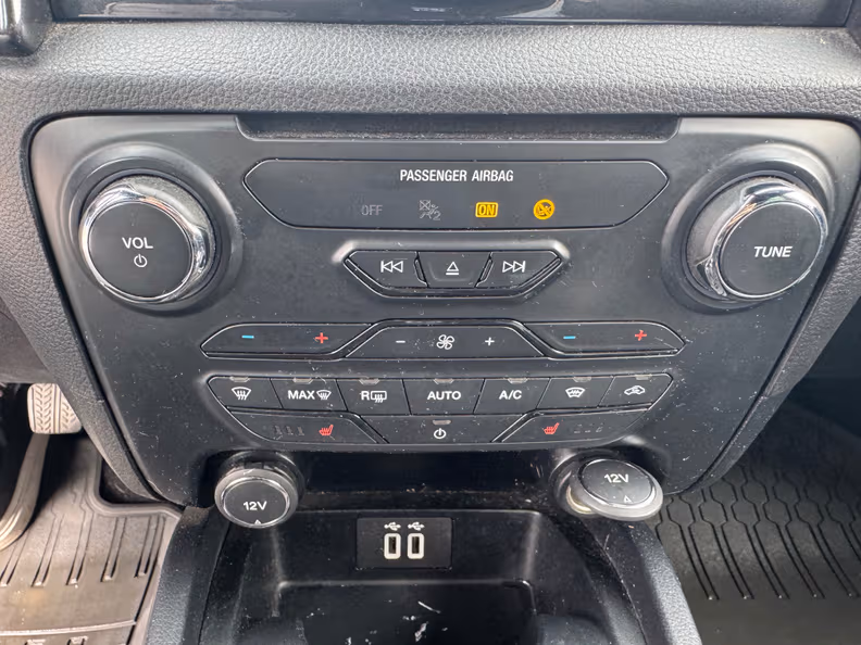 Ford Ranger - 22