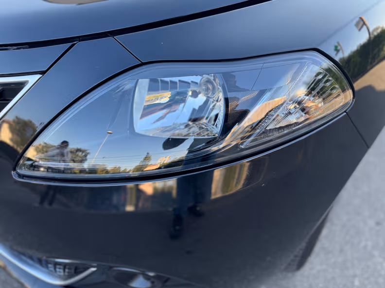 Lancia Ypsilon - 9