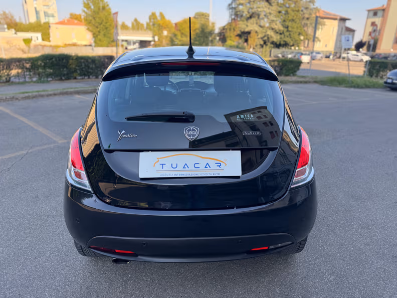 Lancia Ypsilon - 4