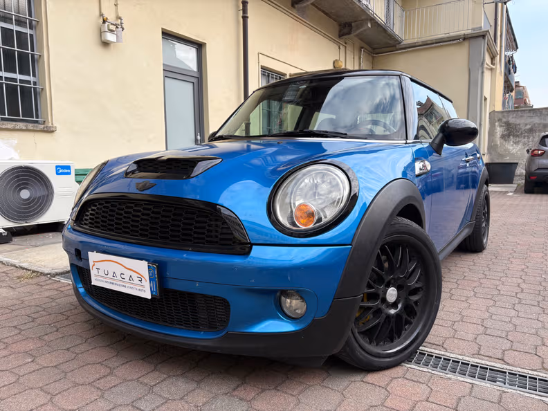 Mini 3-door / 5-door Hatch - 1